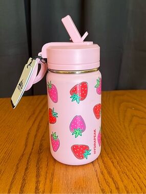 14 oz Hydrapeak Red & Pink Strawberries on Pink Water Bottle